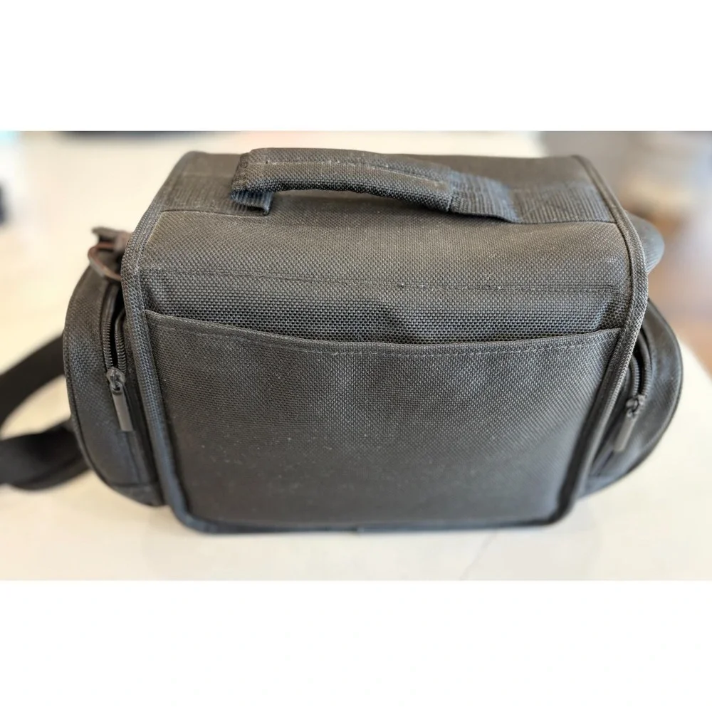 Sony DSLR or Camcorder Black Padded Camera Bag Case Pockets w/ Shoulder Strap